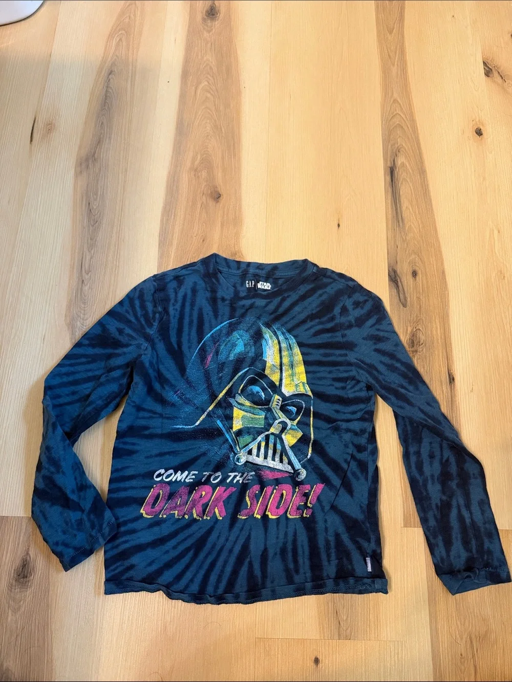 GAP and Old Navy Set of 3 Shirts